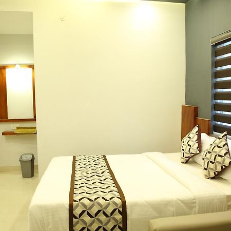 4U Business Hotel Chennai Luaran gambar