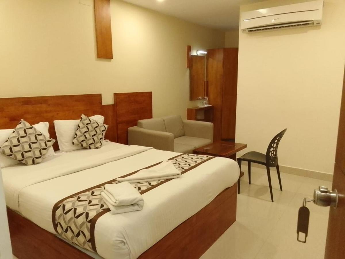 4U Business Hotel Chennai Luaran gambar