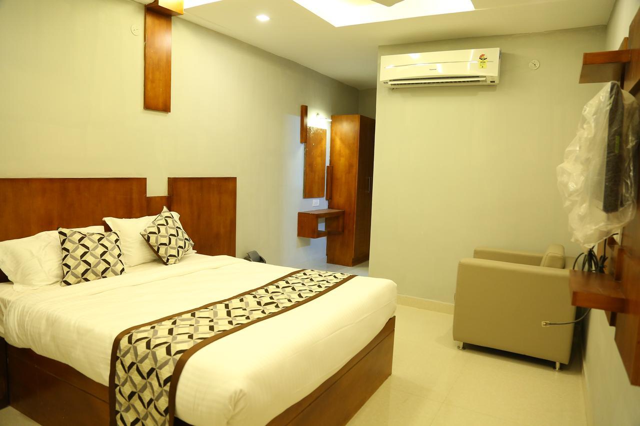 4U Business Hotel Chennai Luaran gambar